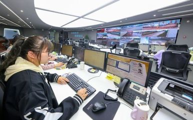 服務熱線“不打烊”，靖江交通以“連軸轉(zhuǎn)”堅守暢通民生路